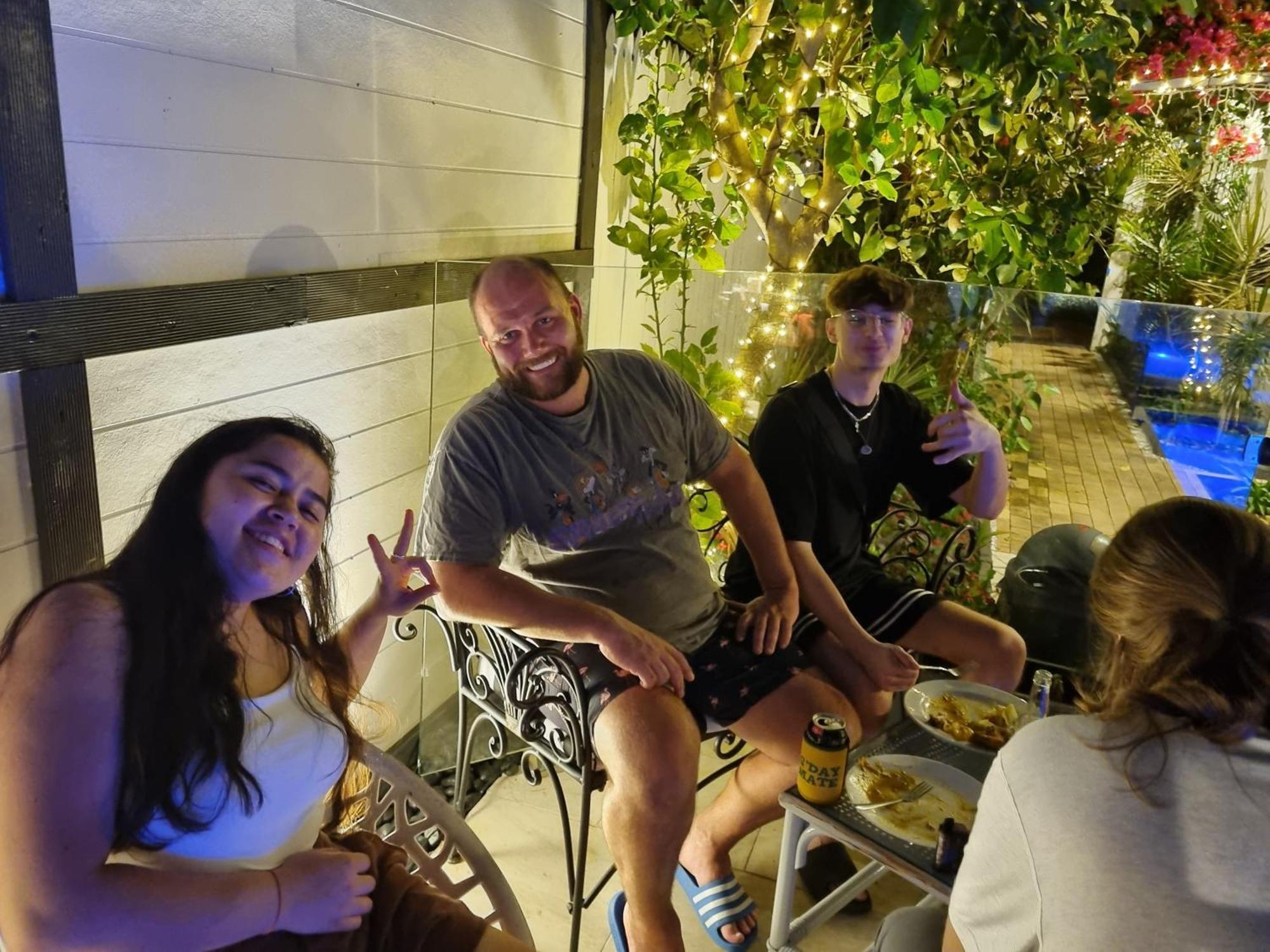 Homestyle Hostel - 18-36Yrs カラウンドラ エクステリア 写真